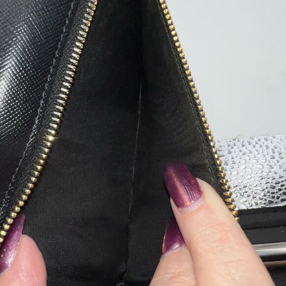 Prada Saffiano Pink and Cream Interior Long Wallet RARE - Picture 16 of 16